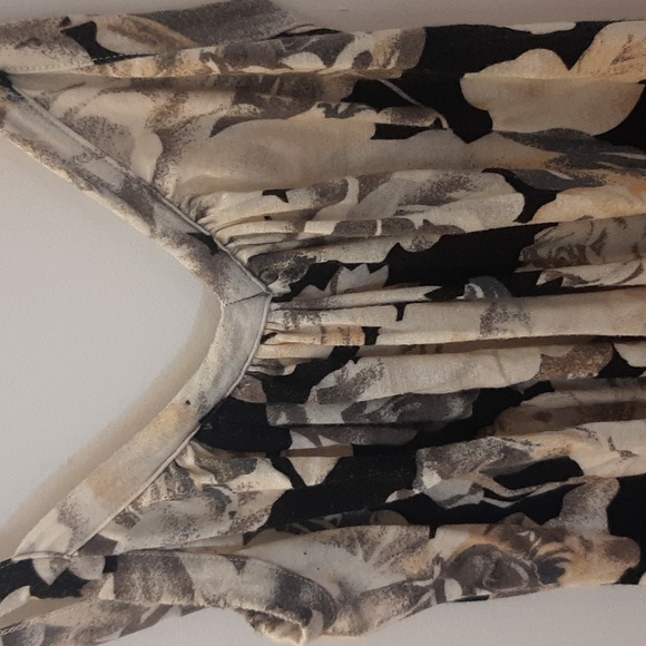 Tank Top - Picture 2 of 7